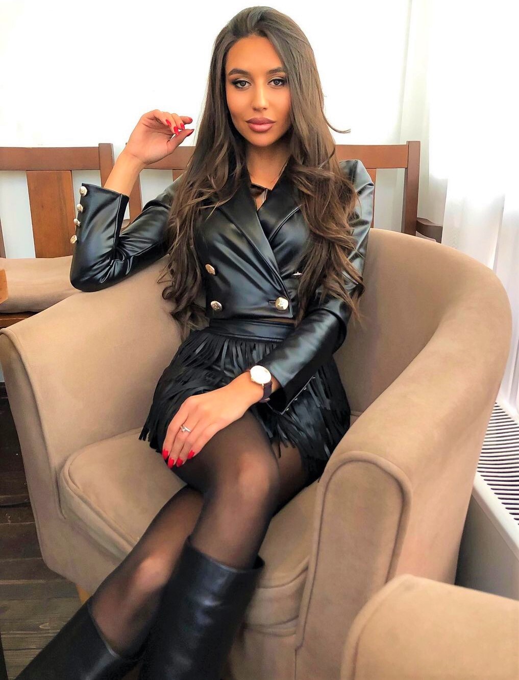 Путана Света Шатенка c 4 размером груди у метро Новочеркасская Санкт-Петербург Фото - 3