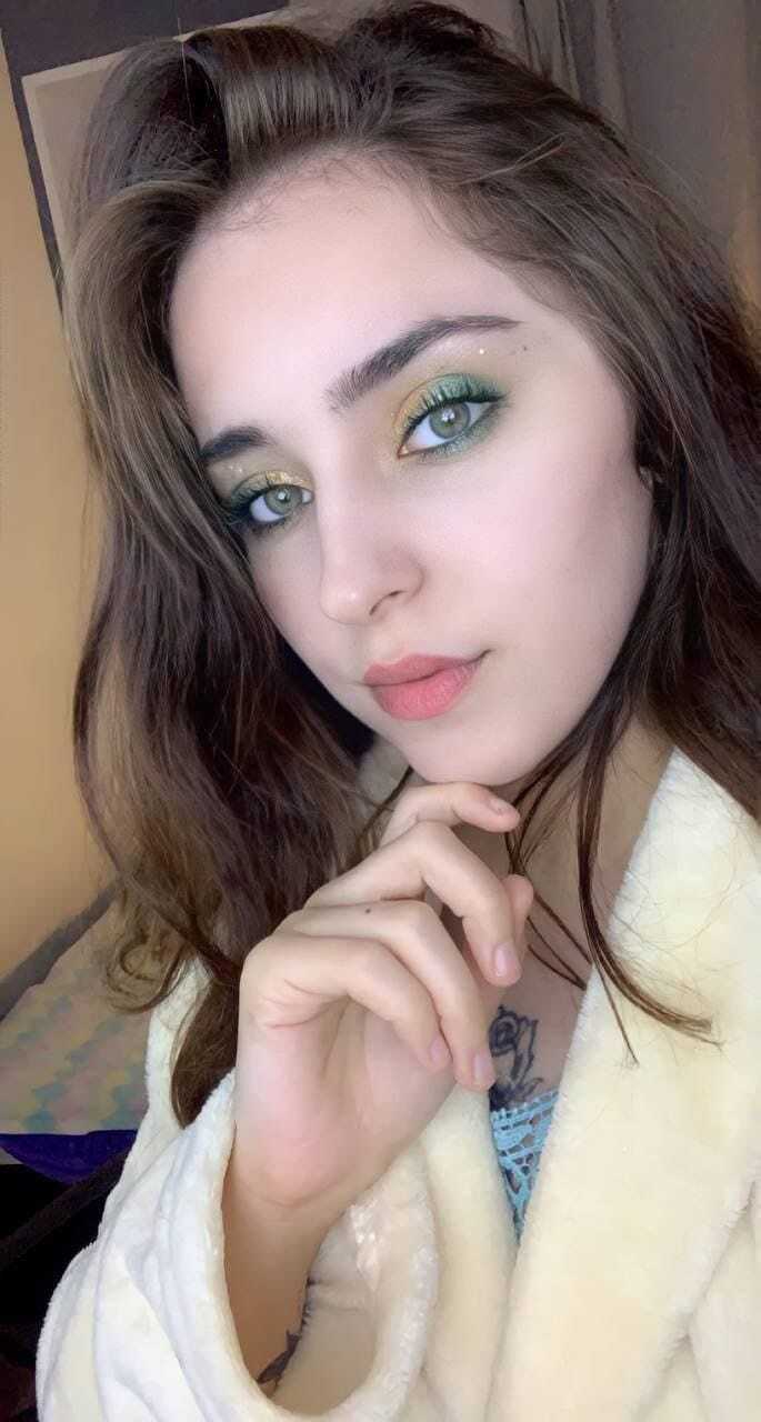 Путана Соня Шатенка c 5 размером груди у метро Площадь Восстания Санкт-Петербург Фото - 4