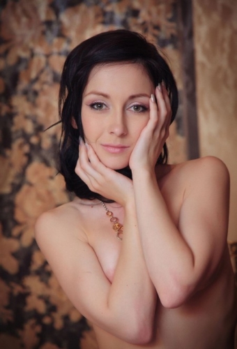 Путана Лада Брюнетка c 3 размером груди у метро Удельная Санкт-Петербург Фото - 3