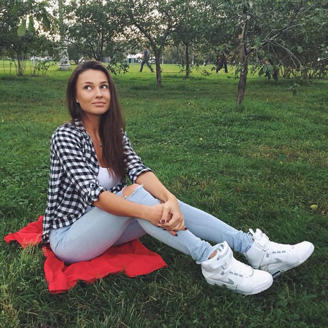 Путана Мария Брюнетка c 4 размером груди у метро Электросила Санкт-Петербург Фото - 3