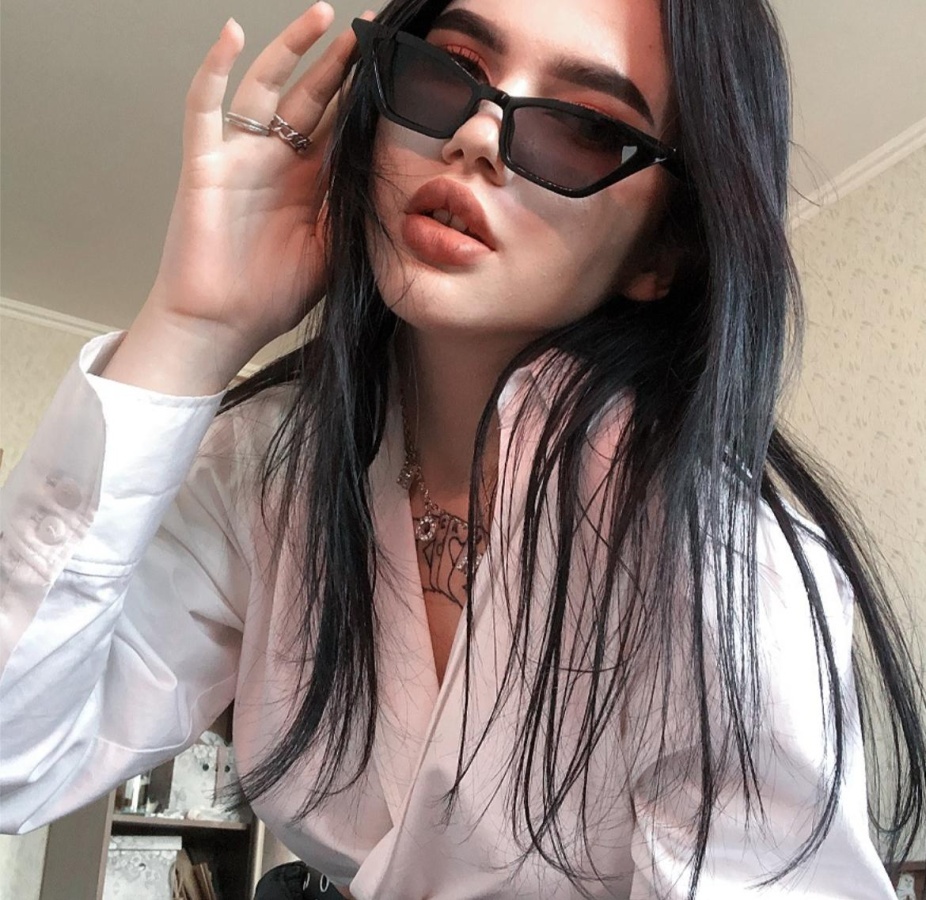 Путана Виталия Брюнетка c 2 размером груди у метро Академическая Санкт-Петербург Фото - 2