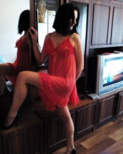 Индивидуалка Вика Брюнетка c 2 размером груди у метро Площадь Ленина Санкт-Петербург Фото - 1