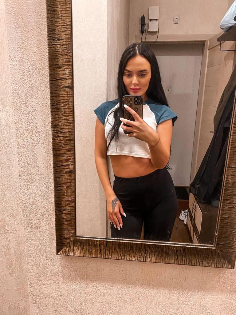 Индивидуалка Марина Брюнетка c 3 размером груди у метро Площадь Ленина Санкт-Петербург Фото - 2