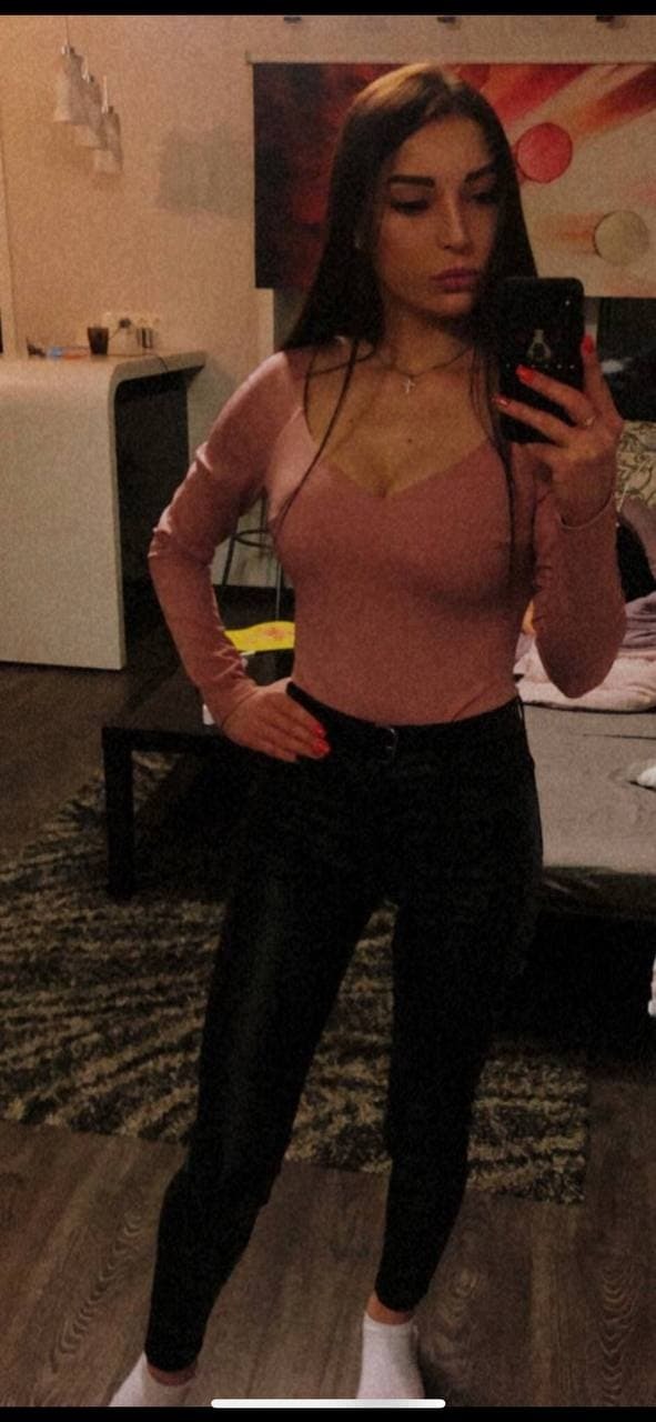 Индивидуалка Света Брюнетка c 2 размером груди у метро Гостинный Двор Санкт-Петербург Фото - 2