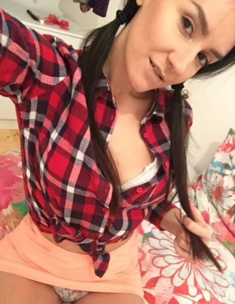 Индивидуалка Леночка Брюнетка c 2 размером груди у метро Балтийская Санкт-Петербург Фото - 4