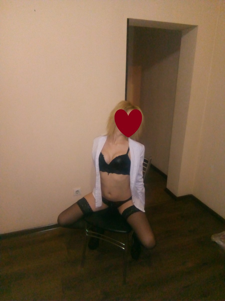 Индивидуалка Вика Блондинка c 2 размером груди у метро Волковская Санкт-Петербург Фото - 6