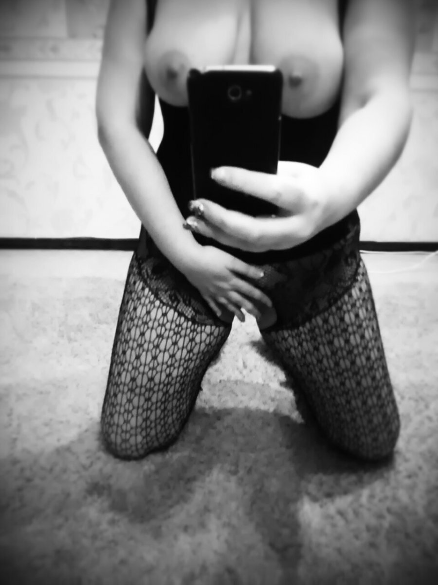 Индивидуалка Катюха Шатенка c 4 размером груди у метро Волковская Санкт-Петербург Фото - 2