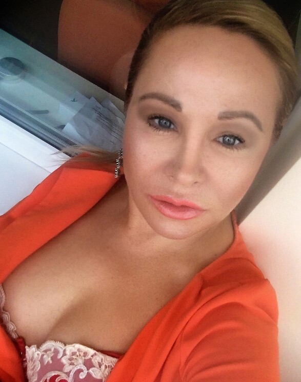 Путана Наденька Блондинка c 3 размером груди у метро Московская Санкт-Петербург Фото - 2