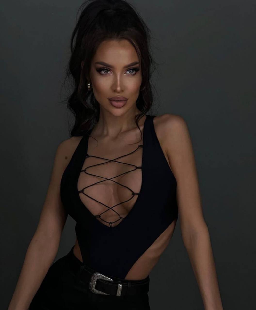 Путана Мэри Шатенка c 3 размером груди у метро Горьковская Санкт-Петербург Фото - 6