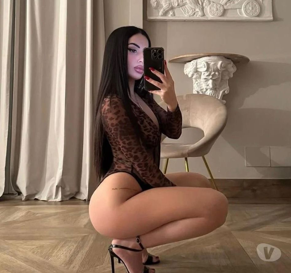 Путана Ли Брюнетка c 3 размером груди у метро Черная речка Санкт-Петербург Фото - 3