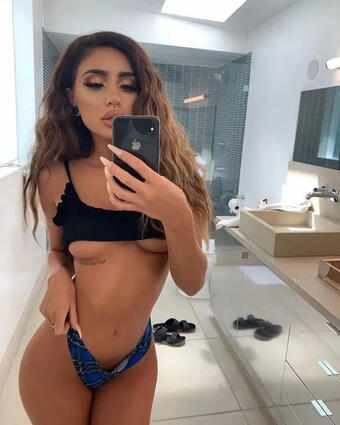 Проститутка Питера Кристина, у метро Горьковская