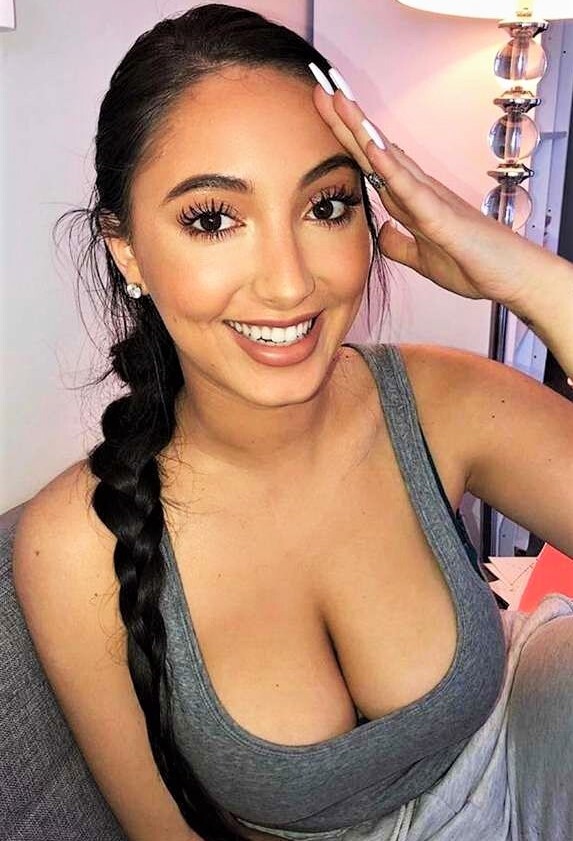 Индивидуалка Алена Брюнетка c 4 размером груди у метро Проспект Большевиков Санкт-Петербург Фото - 2