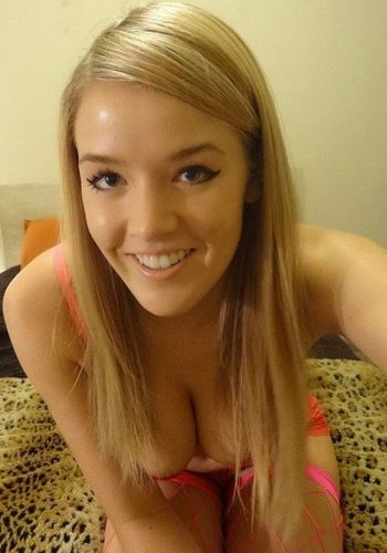 Путана Лиза Блондинка c 3 размером груди у метро Лиговский проспект Санкт-Петербург Фото - 7